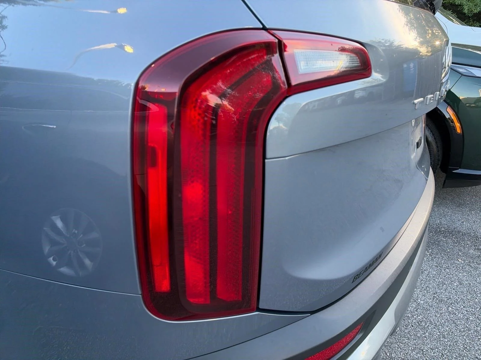 Used 2022 Everlasting Silver Kia S image 17