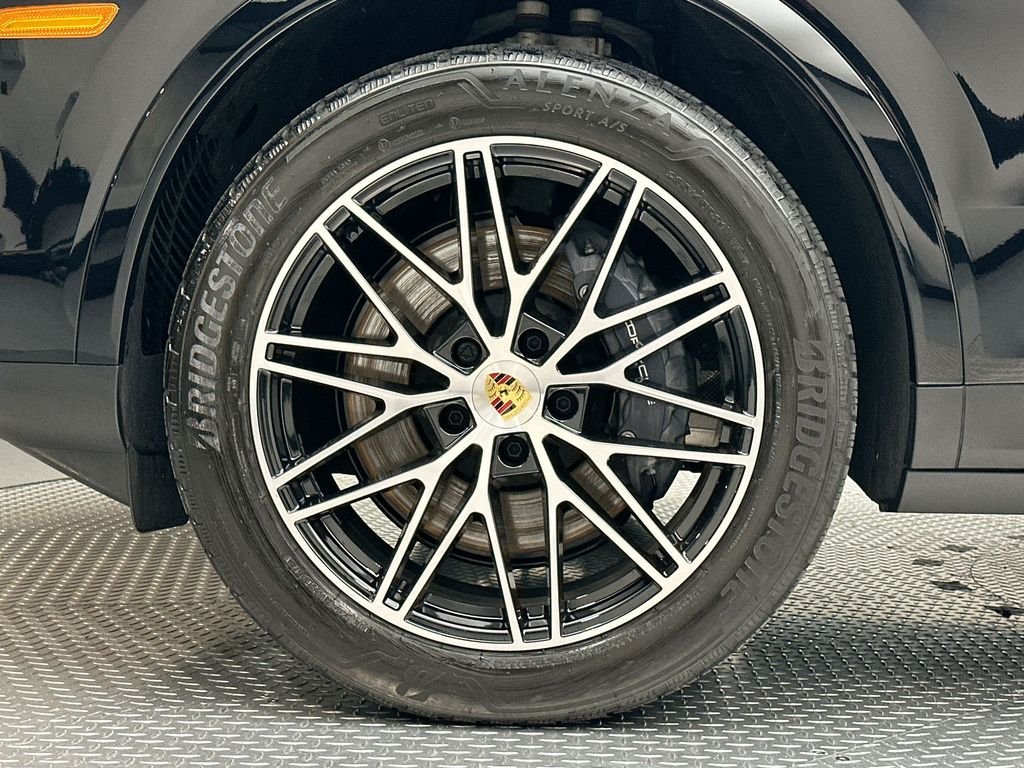 Used 2024 Black Porsche Base image 17