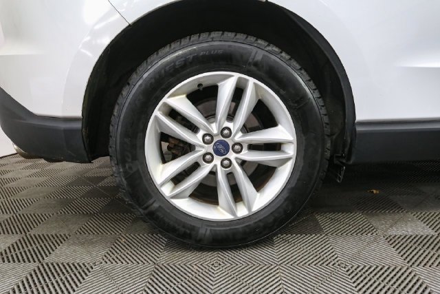 Used 2015 White Ford SEL image 15