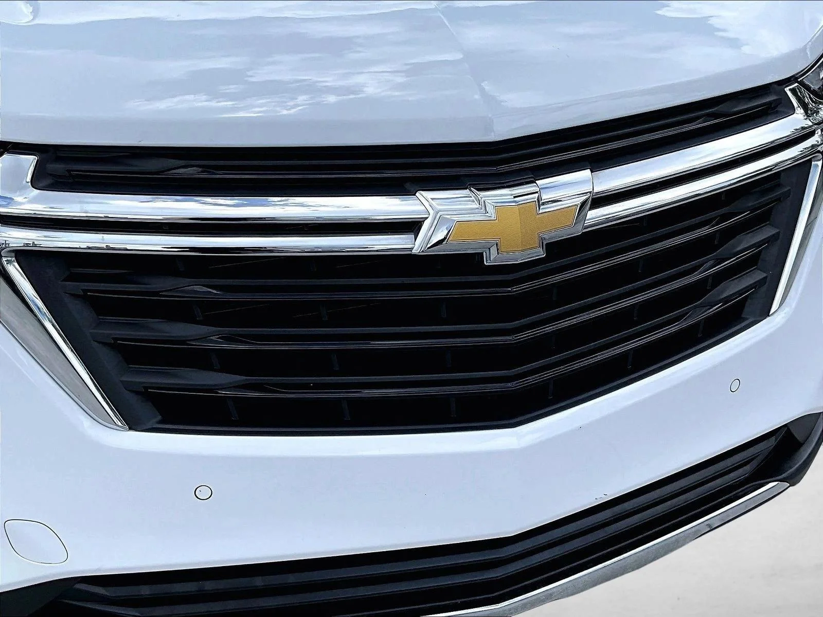 Used 2023 Summit White Chevrolet LT image 30