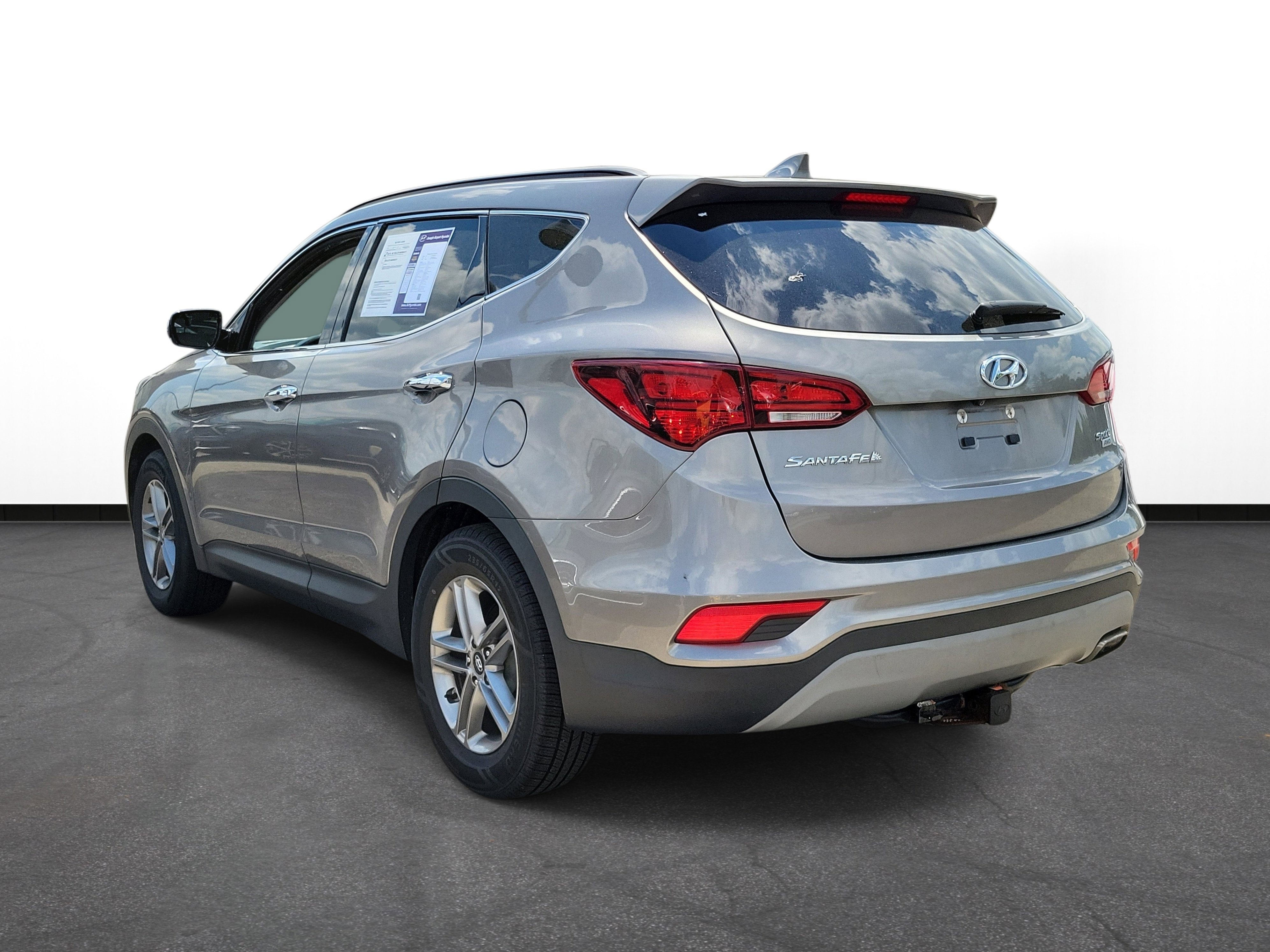 Used 2018 Mineral Gray Hyundai 2.4L image 3