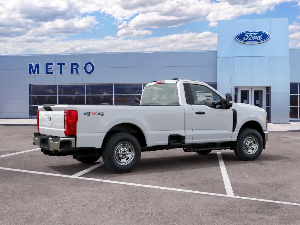 New 2027 Oxford White Ford XL image 6