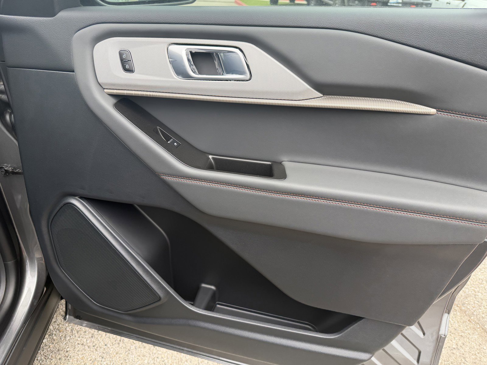 New 2026 Carbonized Gray Metallic Ford Active image 7