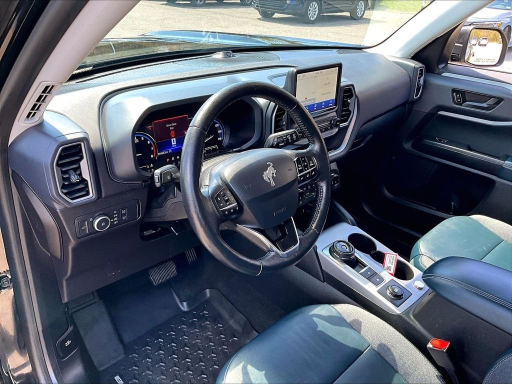 Used 2022 Black Ford Outer Banks image 8