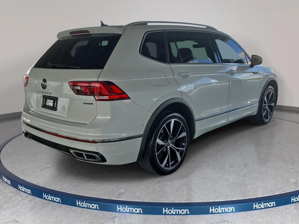Used 2022 White Volkswagen 2.0T SEL R-Line image 6