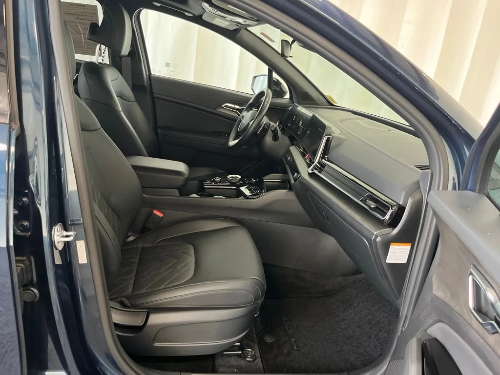Used 2024 Blue Kia X-Line image 24