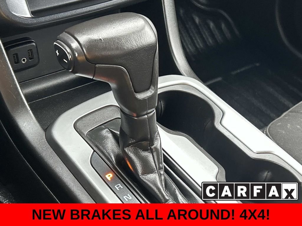 Used 2021 White Chevrolet LT image 25