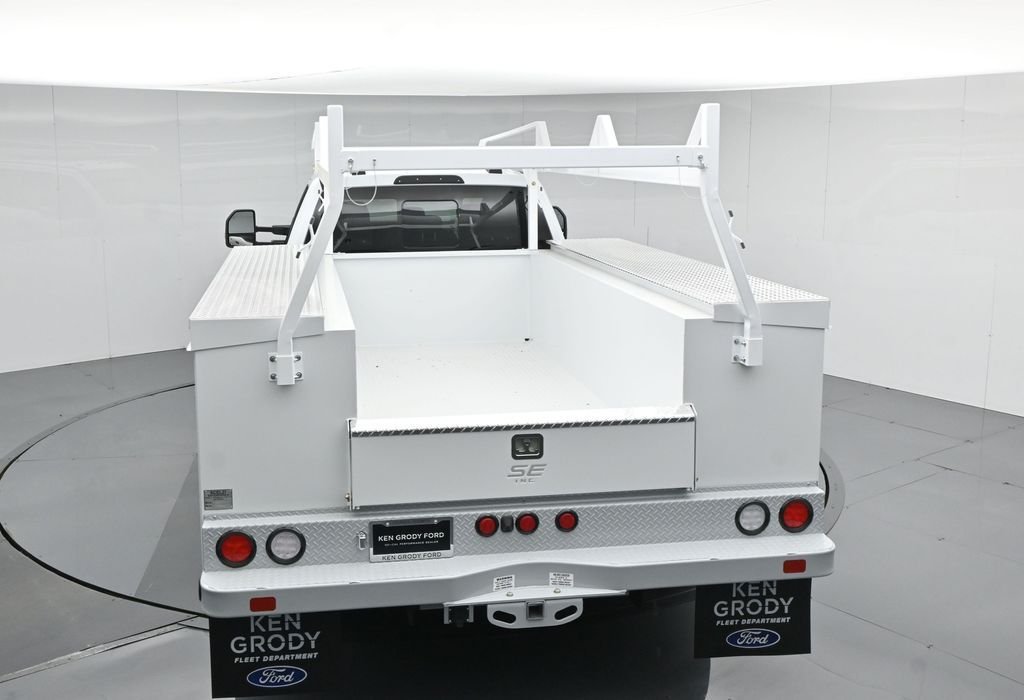 New 2026 Oxford White Ford XL image 42