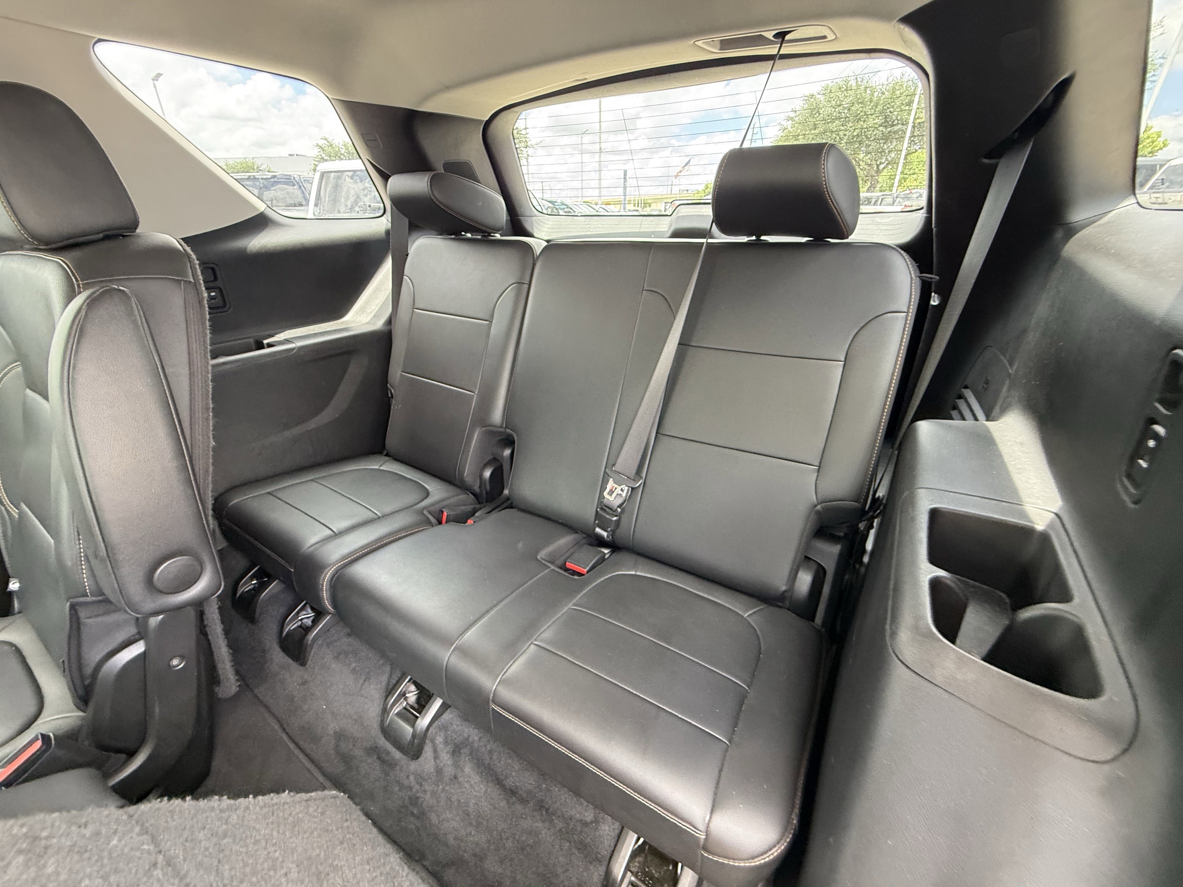 Used 2021 Silver Ice Metallic Chevrolet Premier image 30