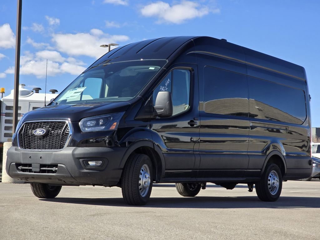 New 2026 Black Metallic Ford Base image 19