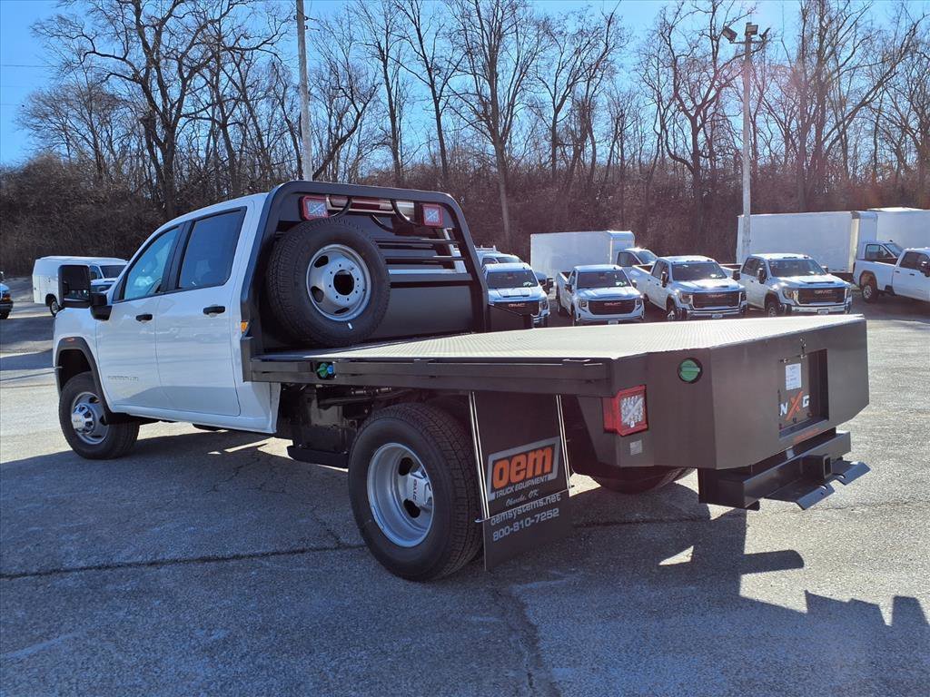 New 2026 Summit White GMC Pro image 23