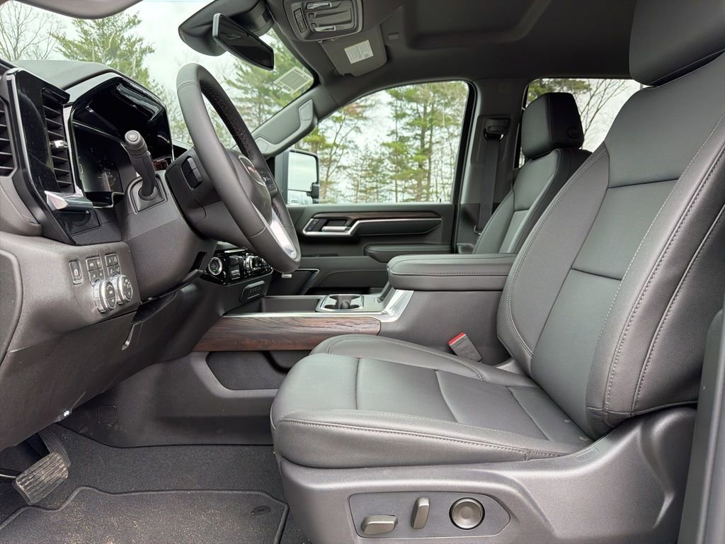 2026 GMC Sierra 2500HD SLT - Photo 7