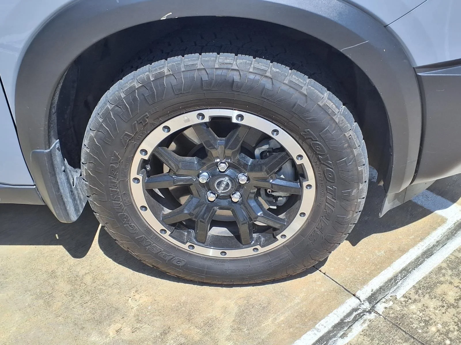 Used 2025 Gray Nissan Rock Creek image 9