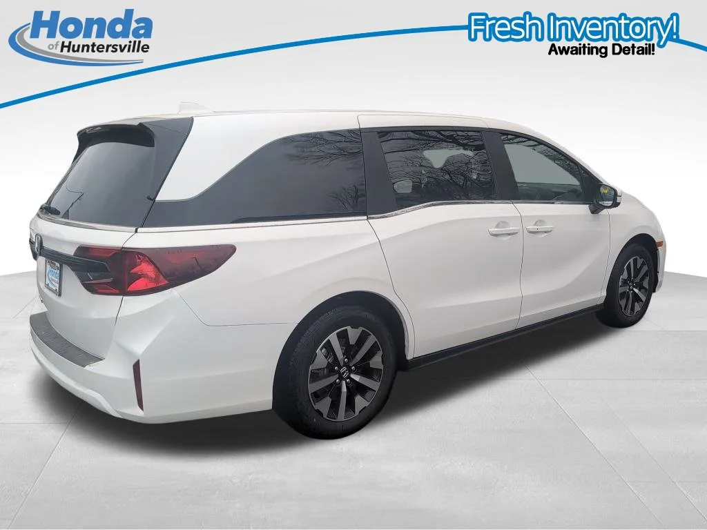 Certified Used 2026 Platinum White Pearl Honda EX-L image 10