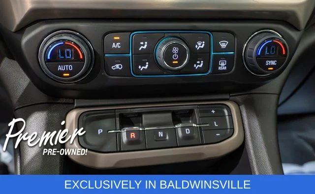 Used 2023 Gray GMC Denali image 34