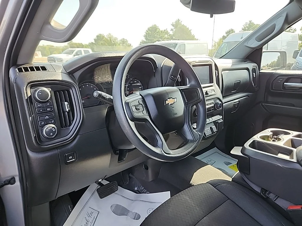 Used 2023 Gray Chevrolet Custom image 15