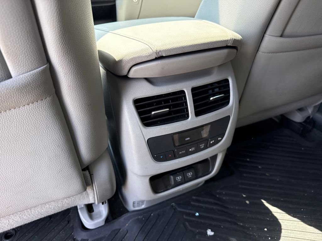 Used 2017  Acura 3.5L image 19