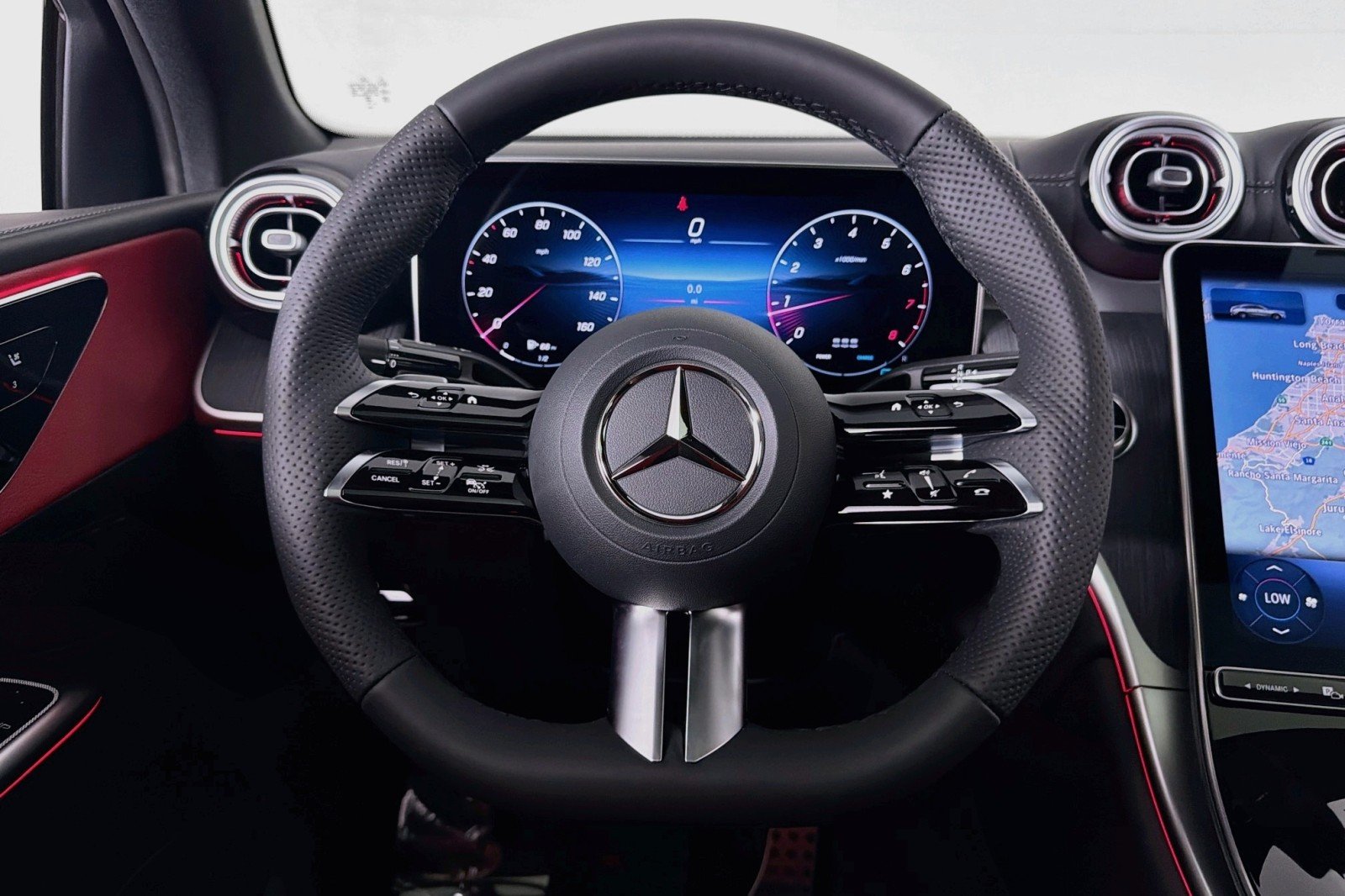 New 2027 MANUFAKTUR Alpine Grey Mercedes-Benz GLC 300 4MATIC® Coupe image 17