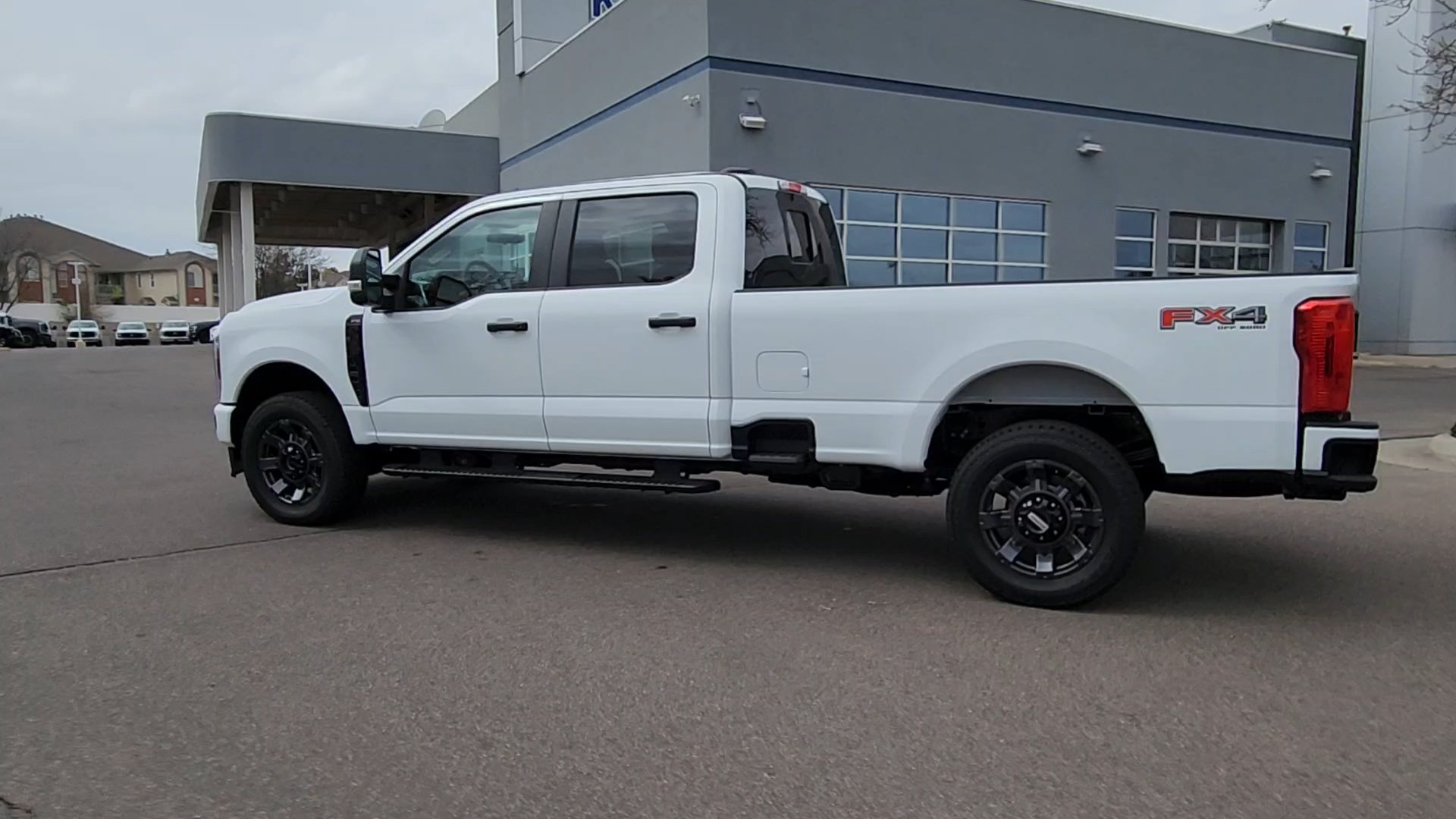 New 2026 Oxford White Ford XL image 22