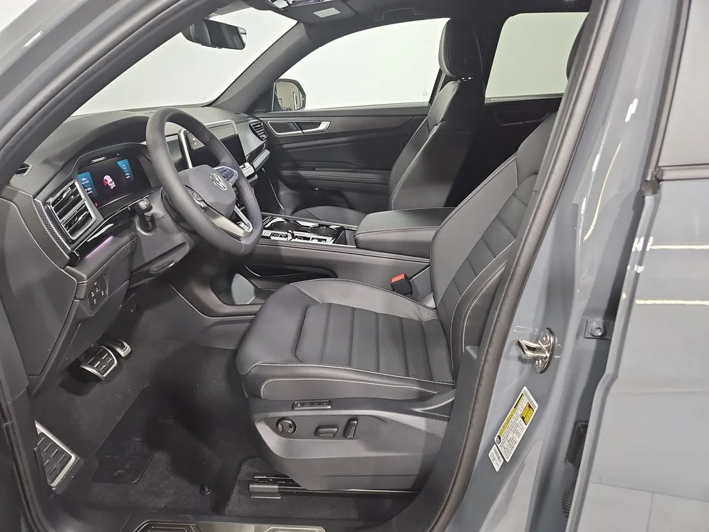 New 2026 Gray Volkswagen 2.0T SEL R-Line Black image 9