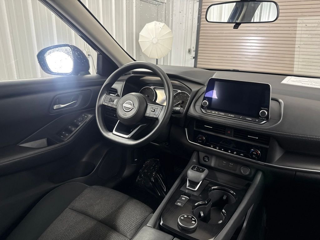 Used 2024 Deep Ocean Blue Pearl Nissan SV image 19