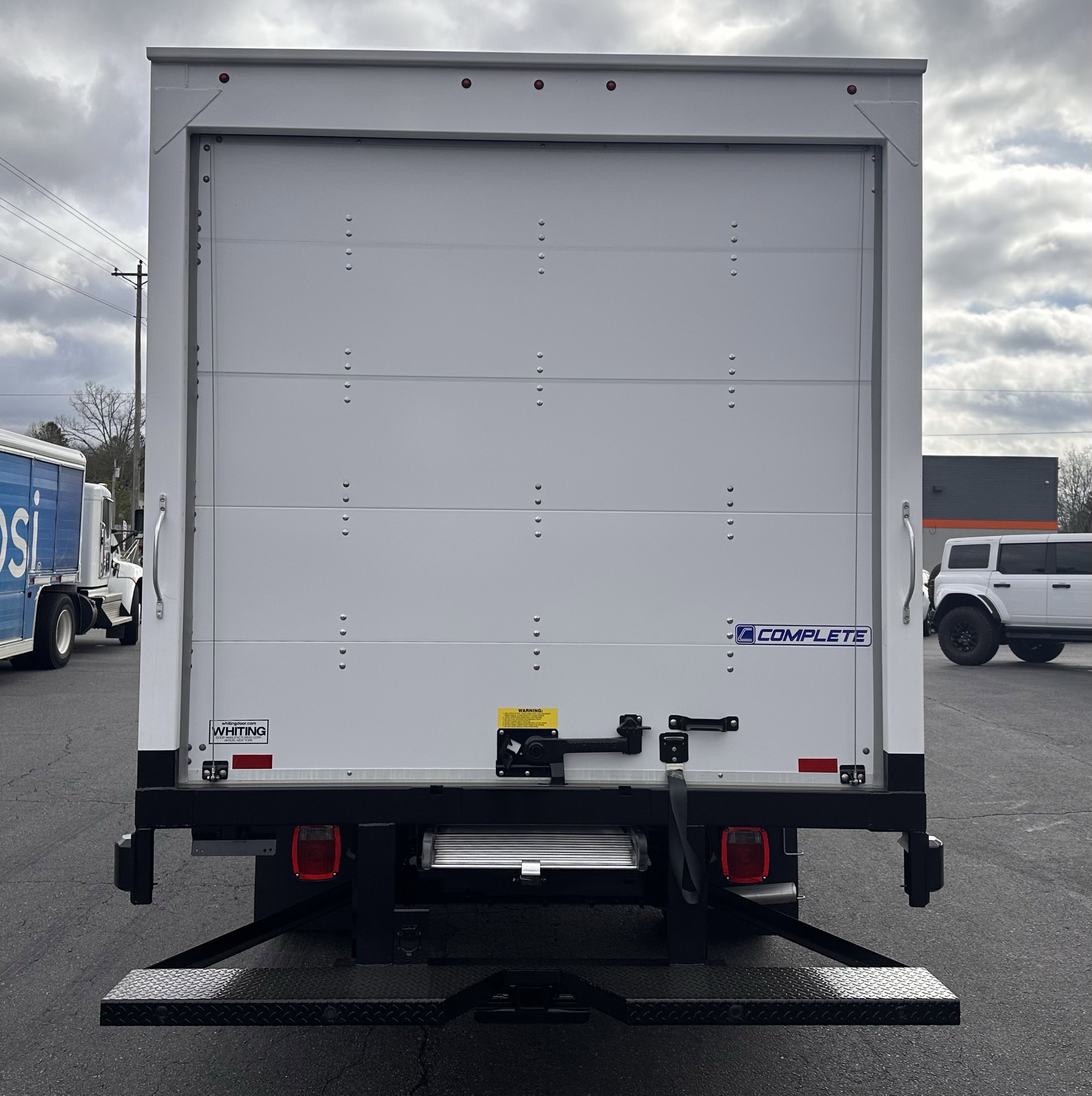 Used 2024 Oxford White Clearcoat Ford 16FT  Box Van image 7