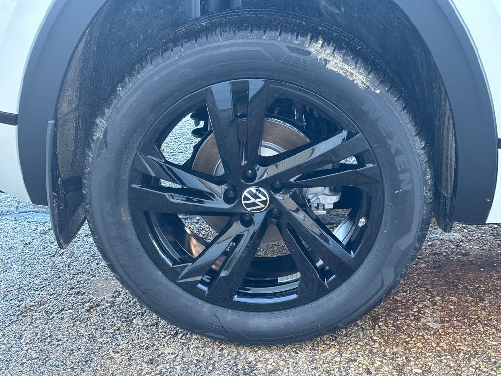 2026 Volkswagen Atlas Cross Sport SEL R-LINE - Photo 12