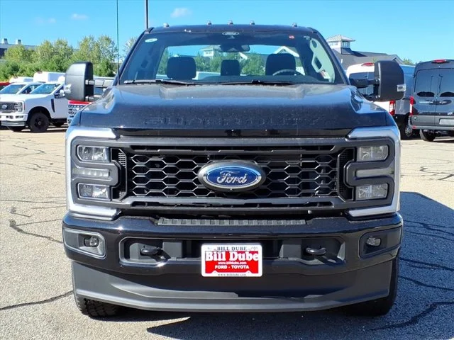 New 2026 Agate Black Metallic Ford XL image 40