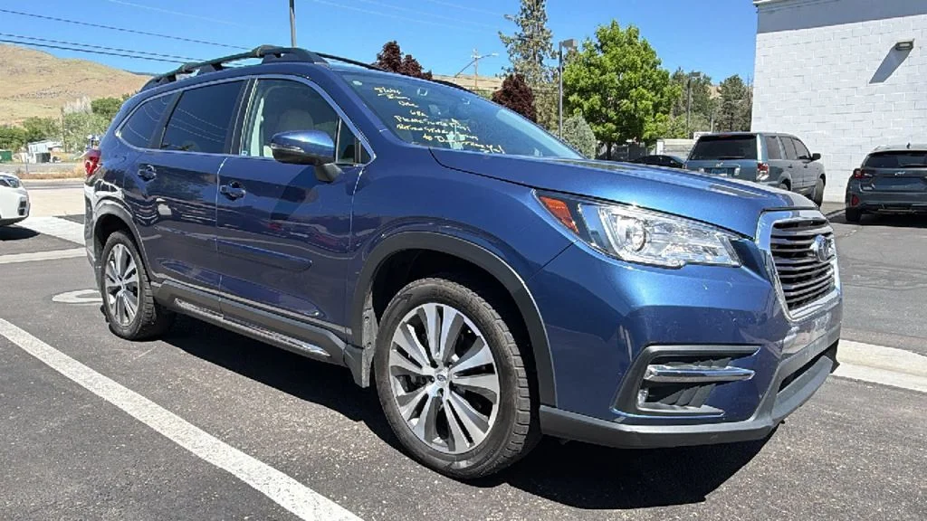 2021 Subaru Ascent Limited 8 Passenger's photo