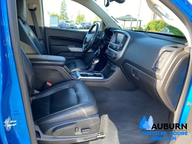 Used 2022 Blue Chevrolet ZR2 image 17