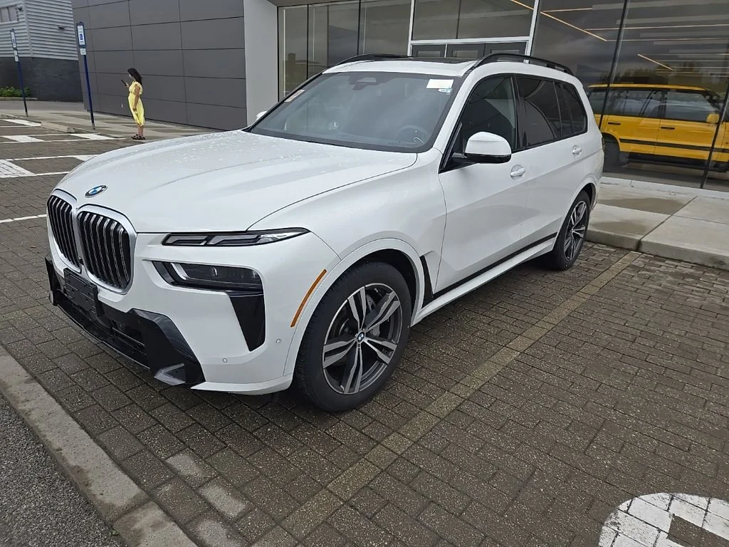 2026 BMW X7 xDrive40i's photo
