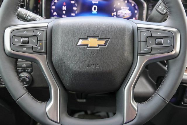 2025 Chevrolet Silverado 1500 LT - Photo 18