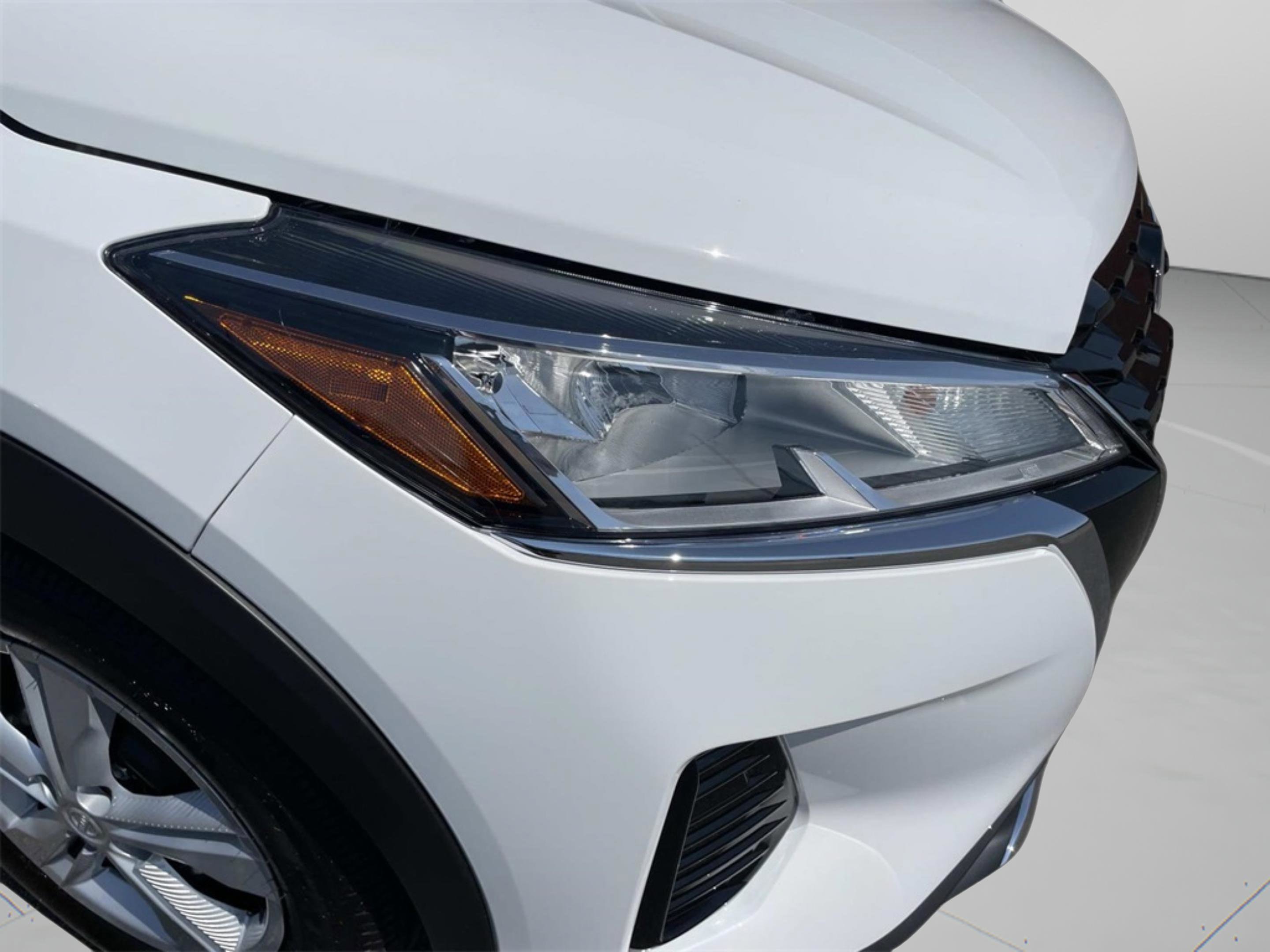 2025 Nissan KICKS PLAY Base - Photo 28