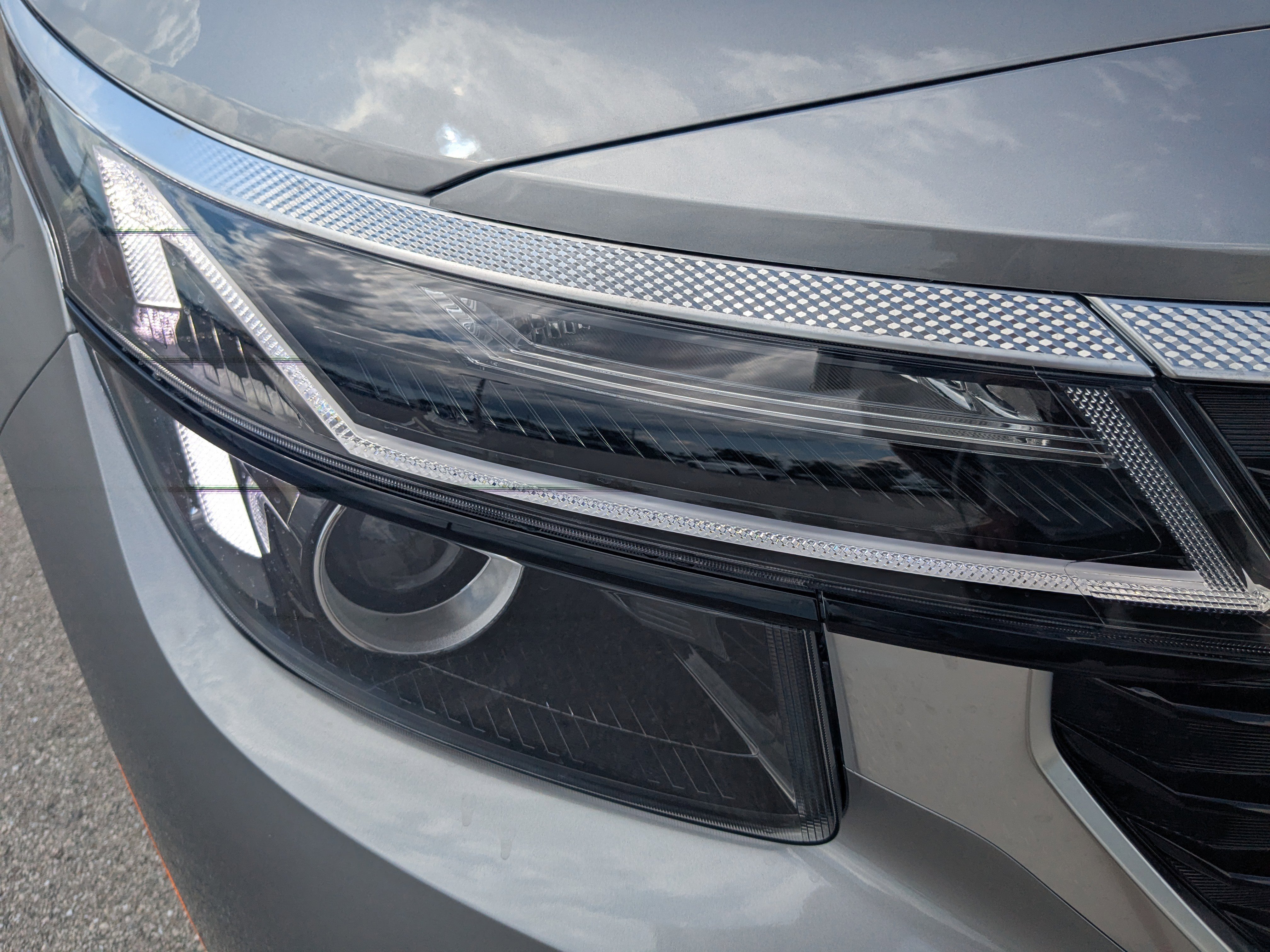 New 2026 Steel Gray Kia S image 10