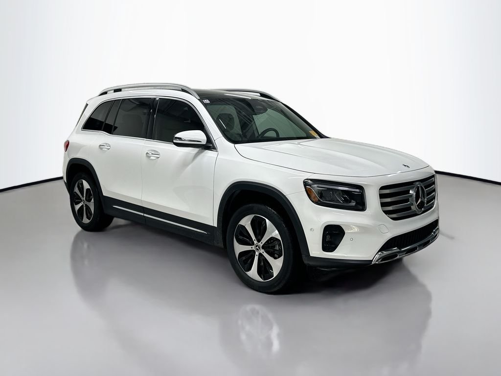 Used 2026 White Mercedes-Benz GLB 250 image 7