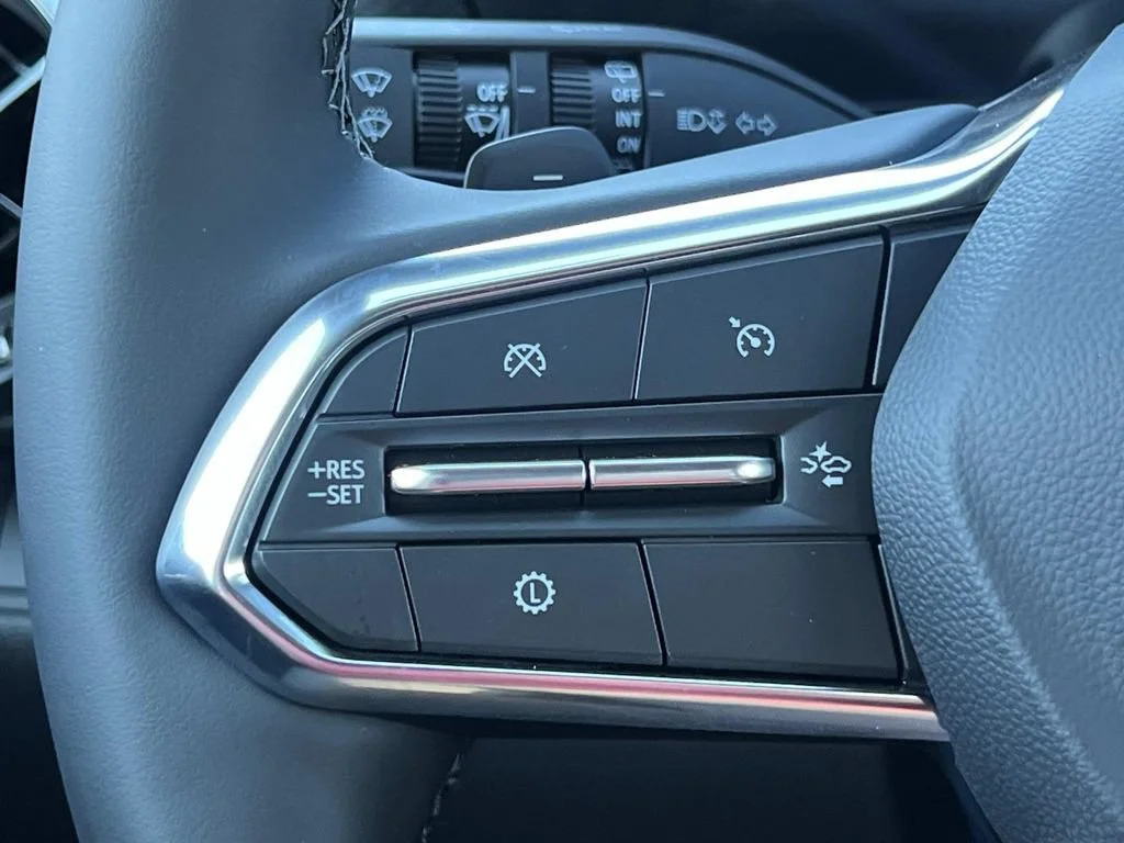 2027 Chevrolet Equinox LT - Photo 19