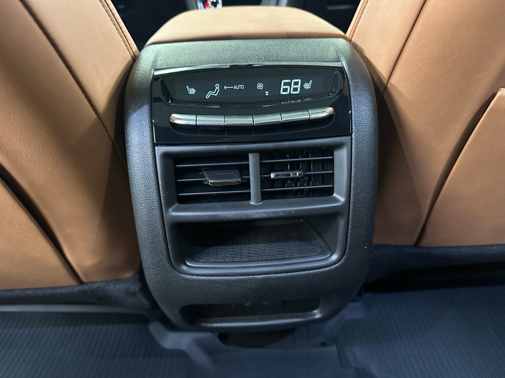 New 2026 Crystal White Tricoat Cadillac FWD Premium Luxury image 23