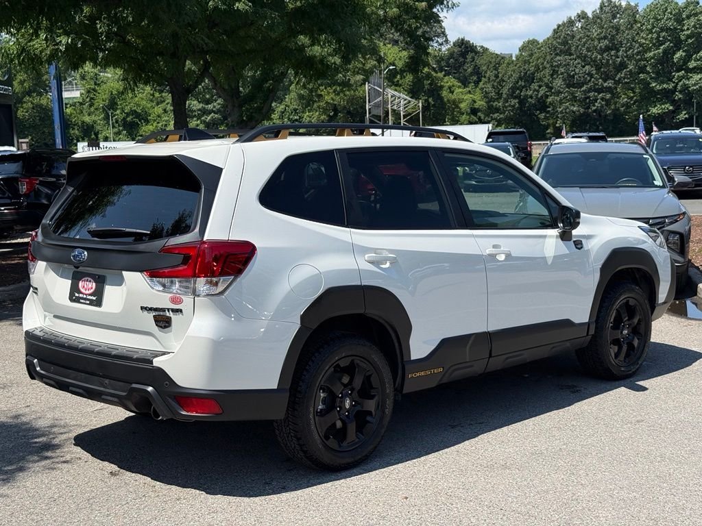 Used 2025 White Subaru Wilderness image 10