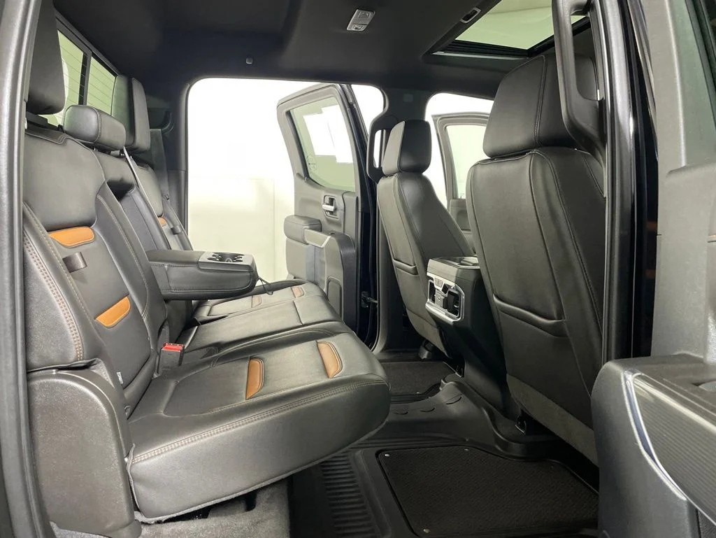 Used 2021 Black GMC AT4 image 22
