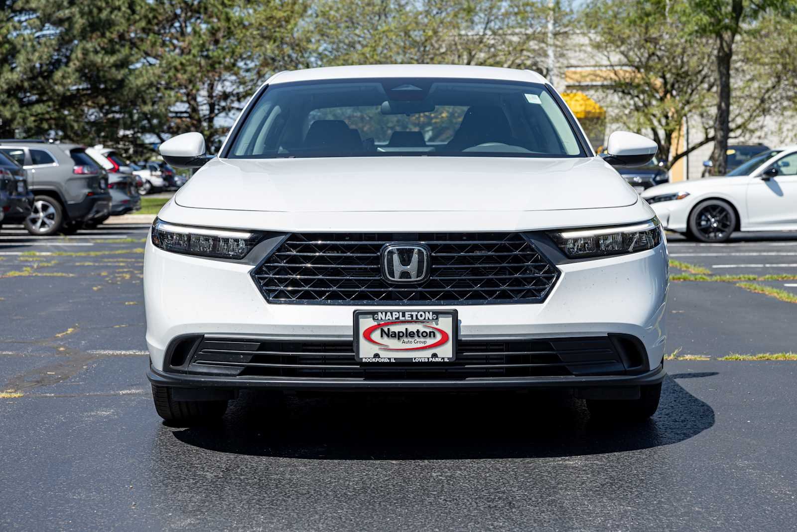 Used 2024 Platinum White Pearl Honda LX image 2