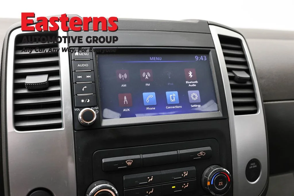 Used 2021 White Nissan SV image 18