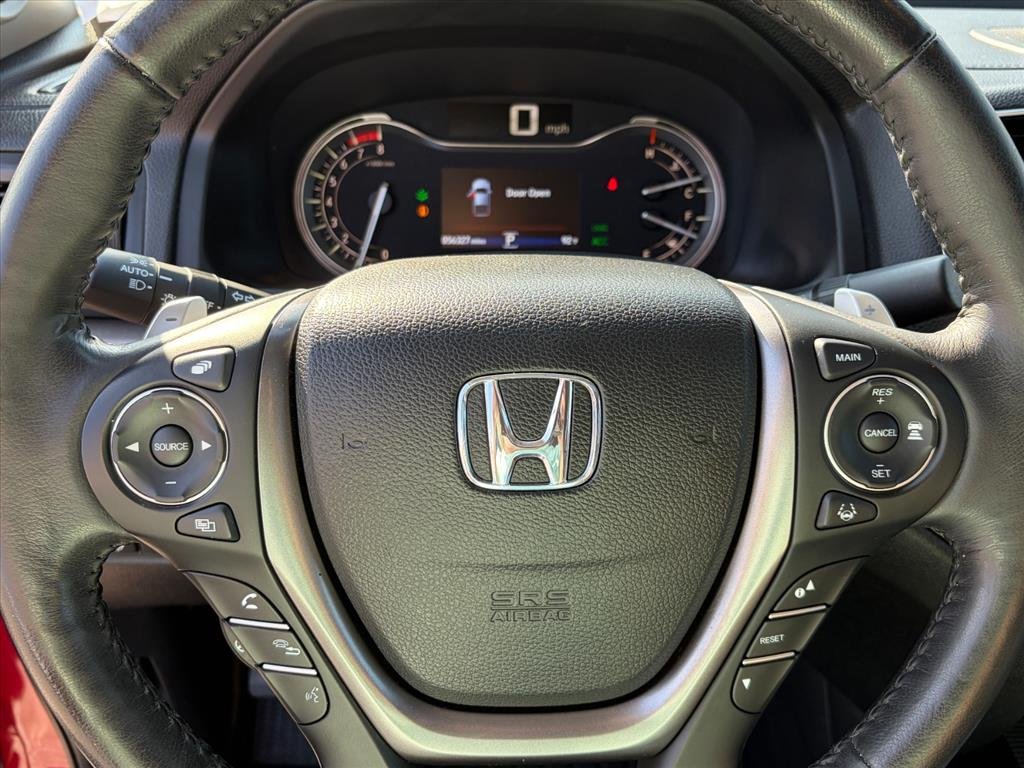 Used 2022 Radiant Red Metallic II Honda AWD RTL-E image 17