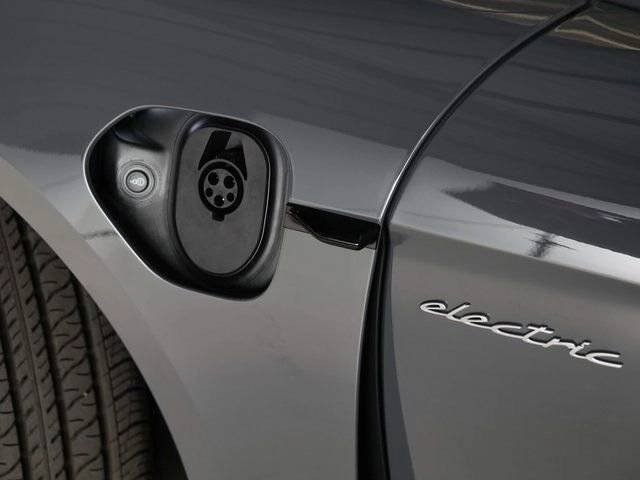 New 2026 Slate Grey Neo Porsche  image 31