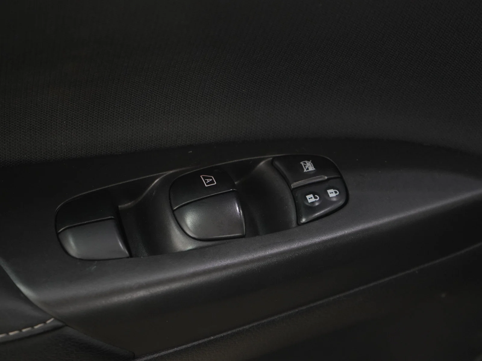 Used 2019 Super Black Nissan SV image 20