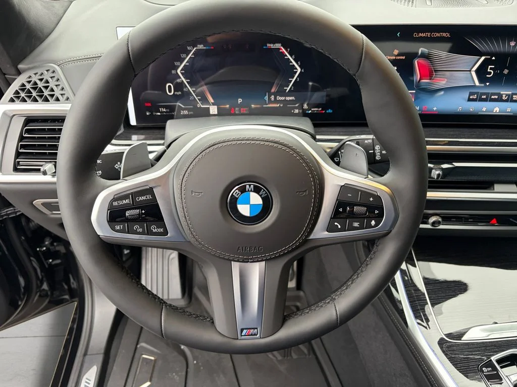 2026 BMW X7 40i - Photo 11