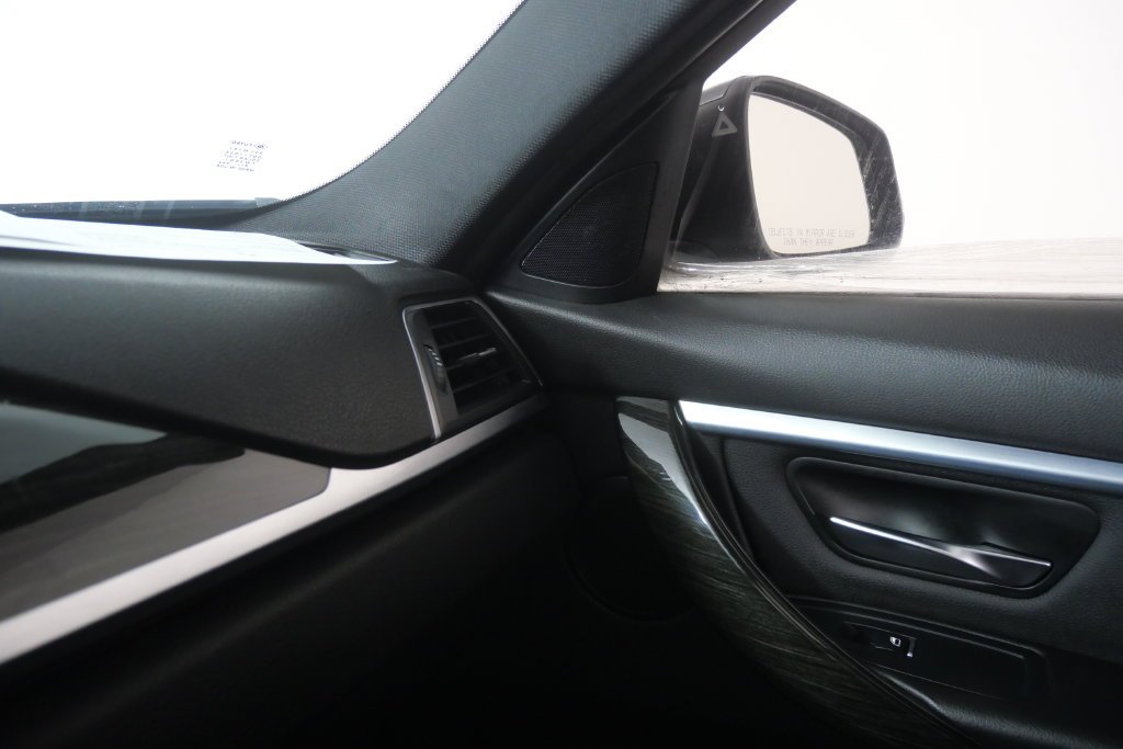 Used 2018 Mineral Gray Metallic BMW 330i image 28