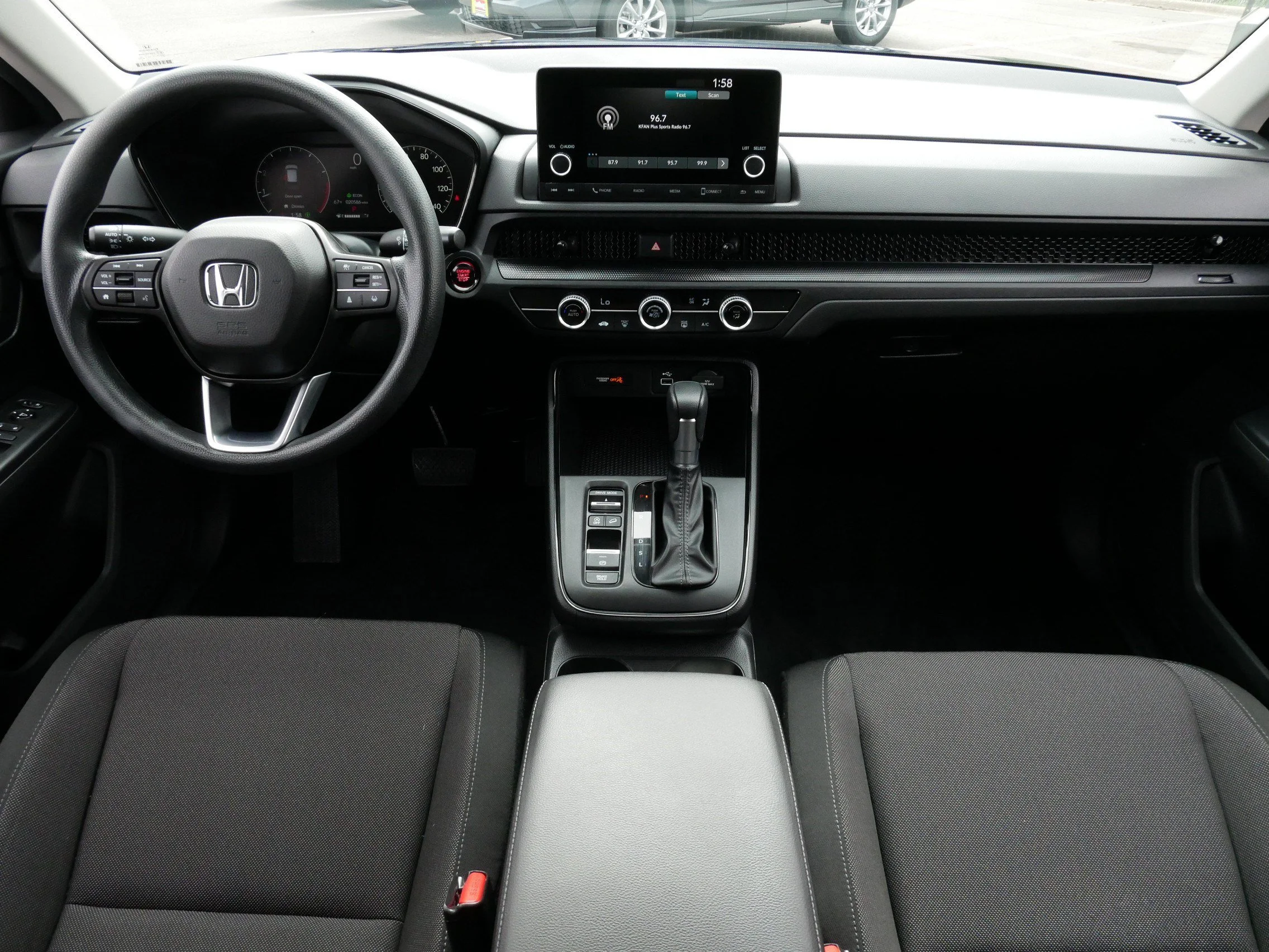 2024 Honda CR-V LX - Photo 10