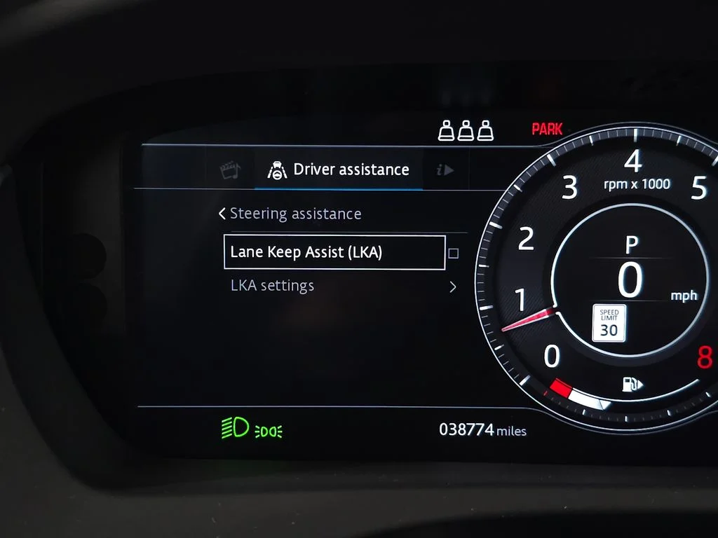 Used 2020  Jaguar 25t Prestige image 24