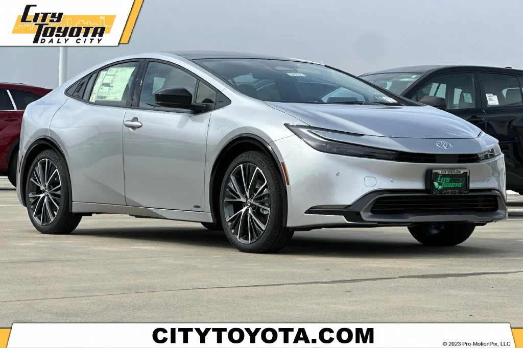 2027 Toyota Prius  Limited AWD