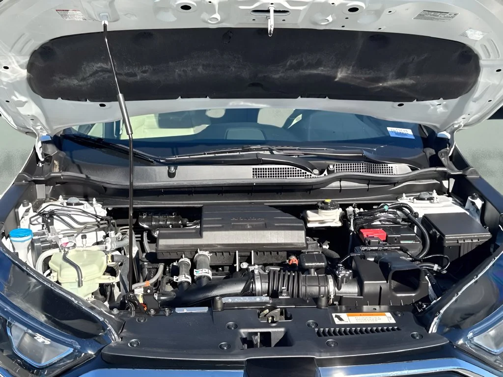 Used 2022 White Honda EX image 32